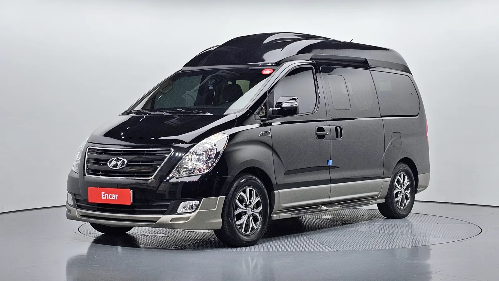2017 Hyundai Starex