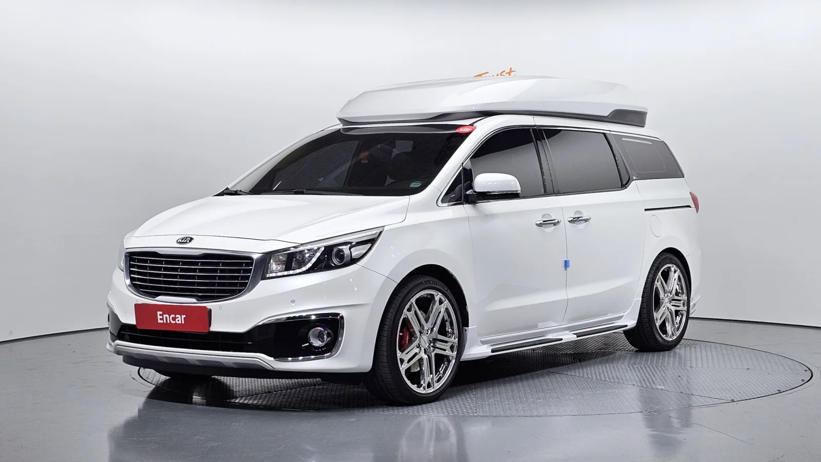 2015 Kia Carnival