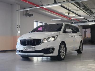 2018 Kia Carnival