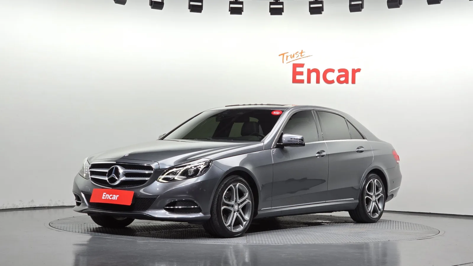 2016 Mercedes-Benz E-Class