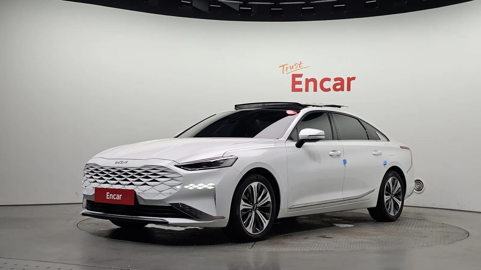 2022 Kia K8