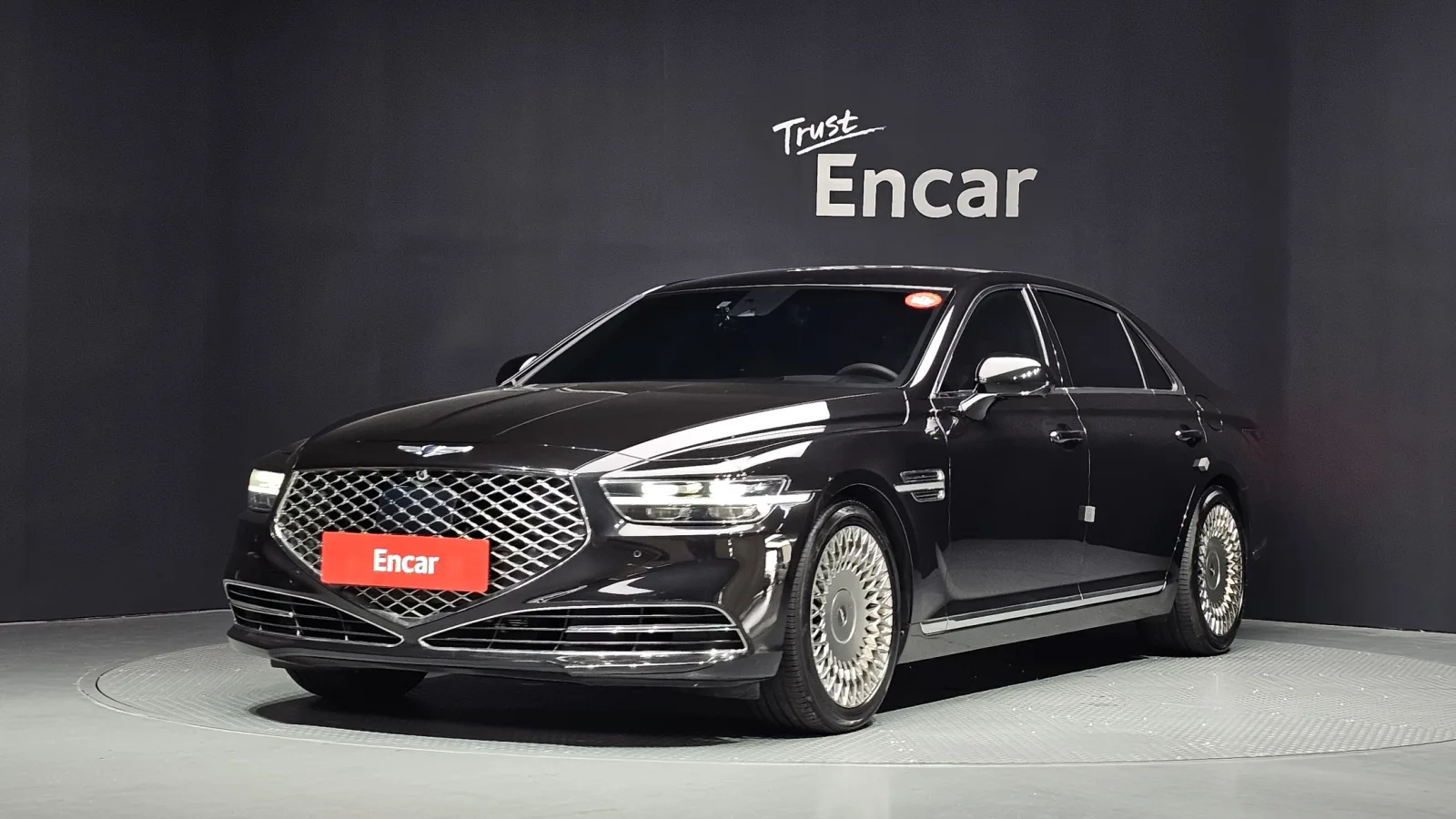 2019 Genesis G90