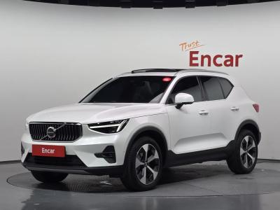 2024 Volvo XC40