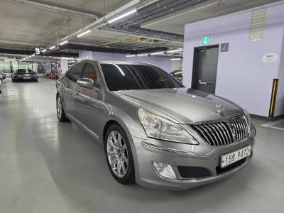 2010 Hyundai Equus