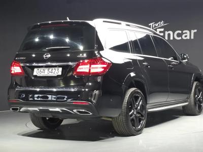 2017 Mercedes-Benz GLS-Class