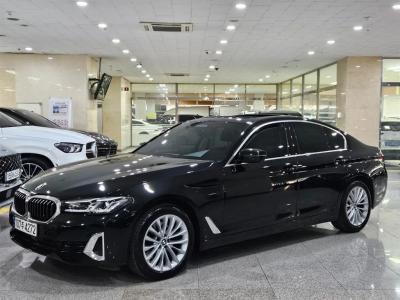 2022 BMW 5-Series