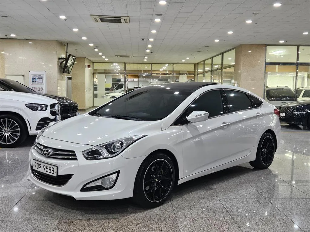2012 Hyundai i40