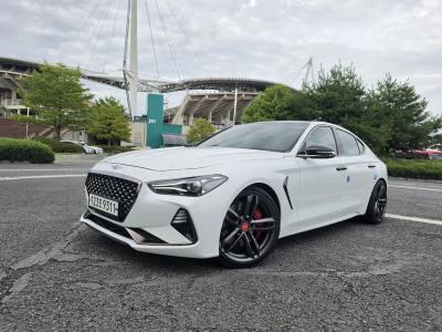 2020 Genesis G70