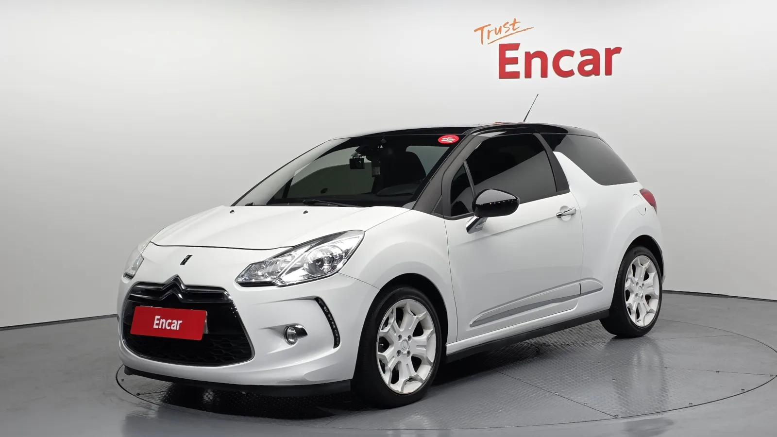 2013 Citroen-DS DS3