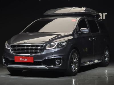 2015 Kia Carnival