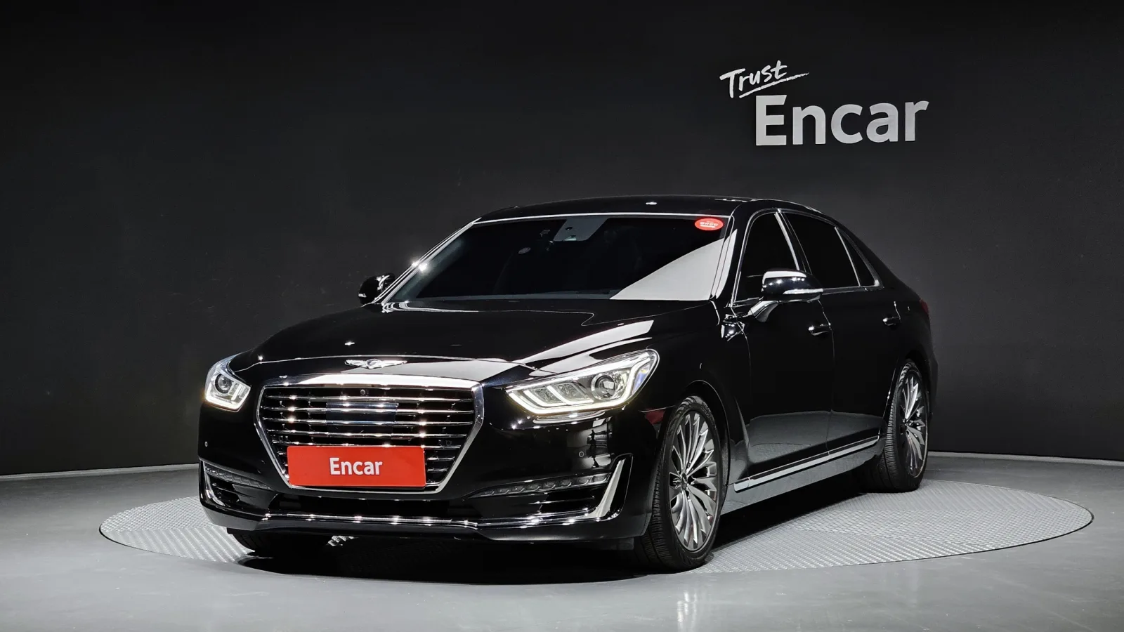 2016 Genesis EQ900
