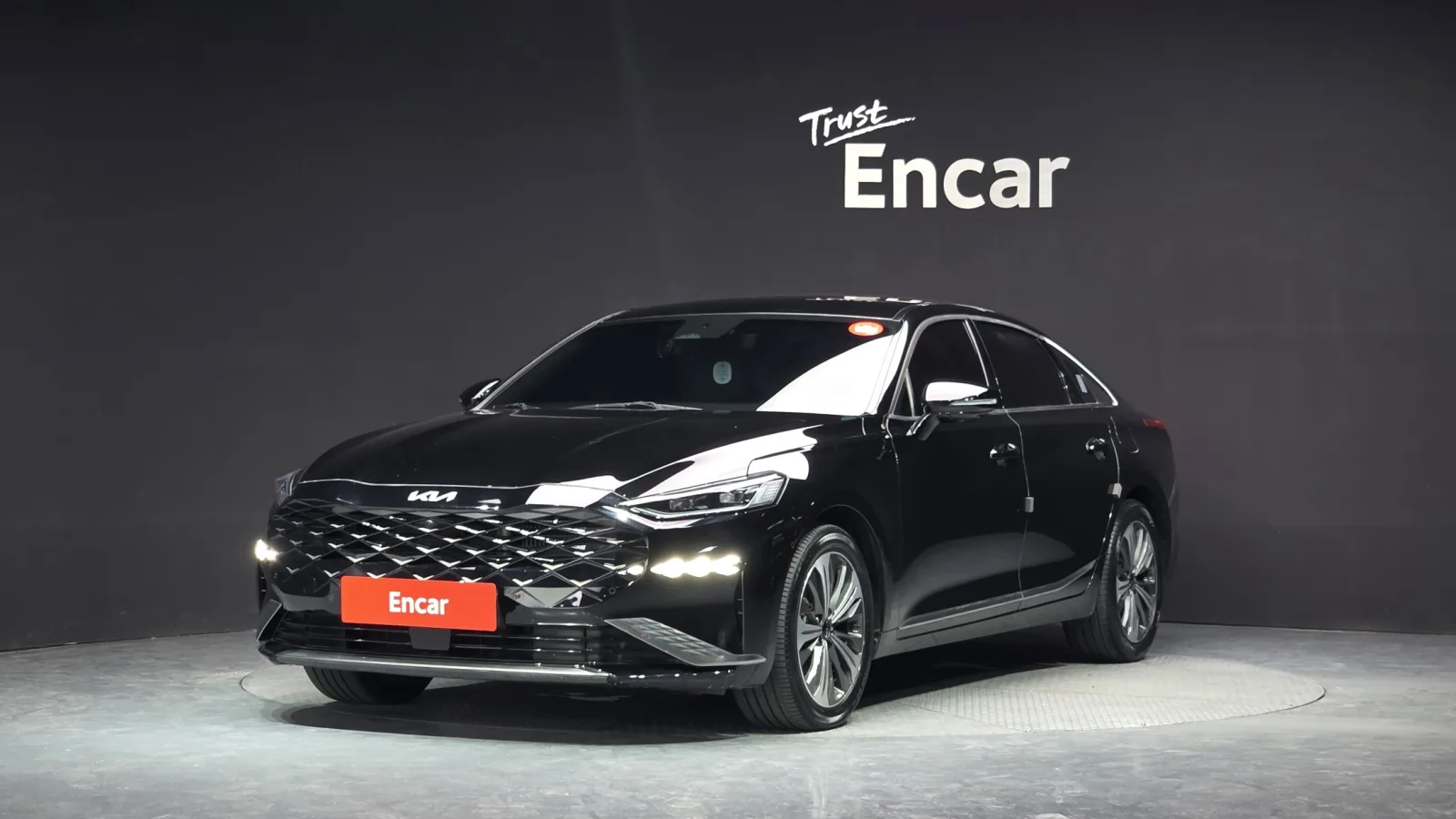 2023 Kia K8