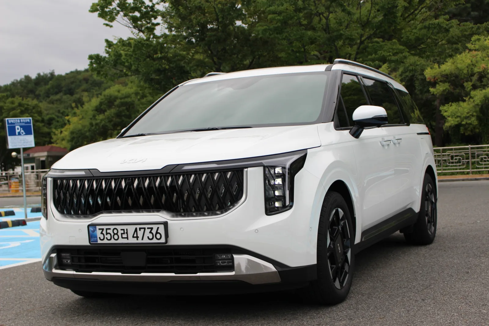 2025 Kia Carnival
