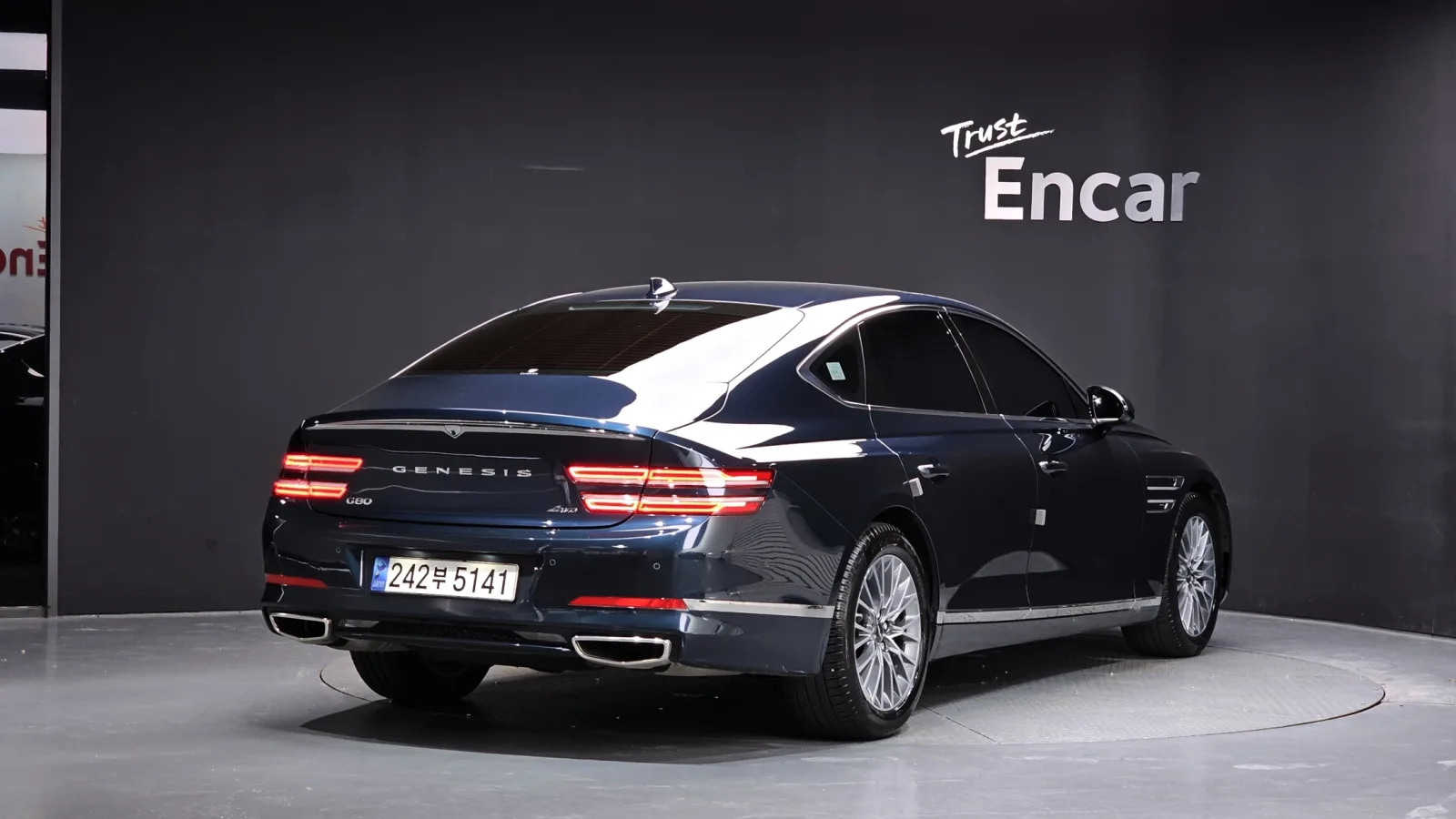 2024 Genesis G80
