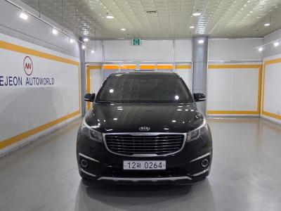 2017 Kia Carnival