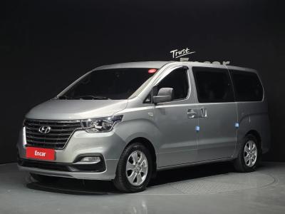 2018 Hyundai Starex