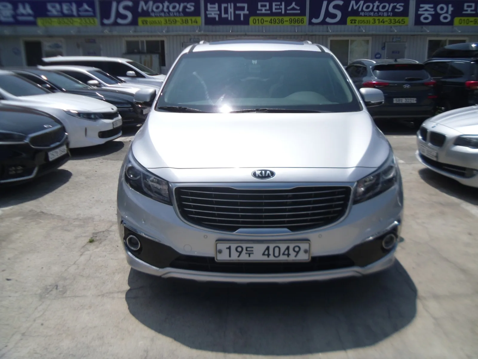 2016 Kia Carnival