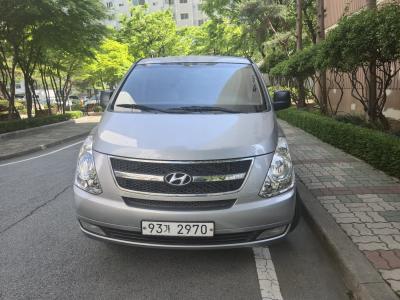 2013 Hyundai Starex