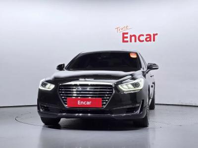 2018 Genesis EQ900
