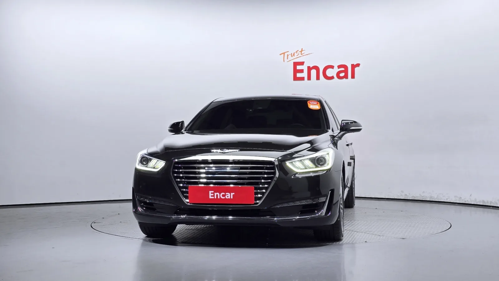 2018 Genesis EQ900