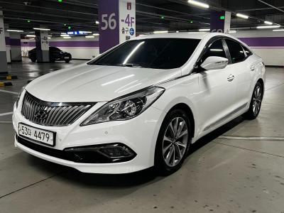 2015 Hyundai Grandeur