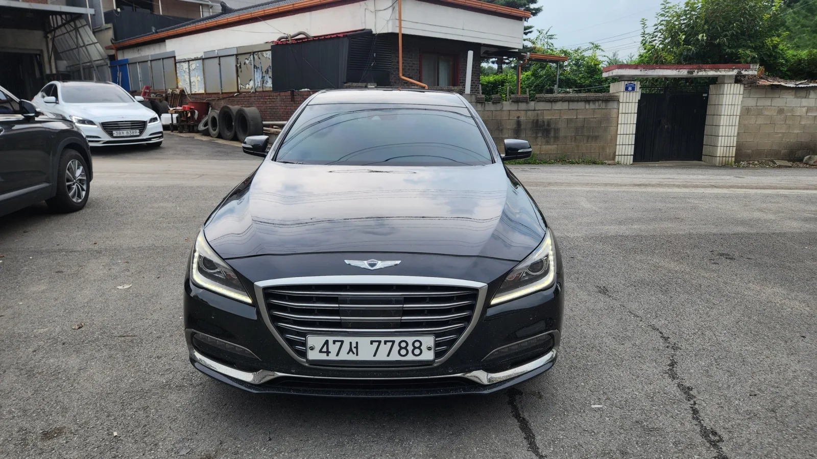2017 Genesis G80