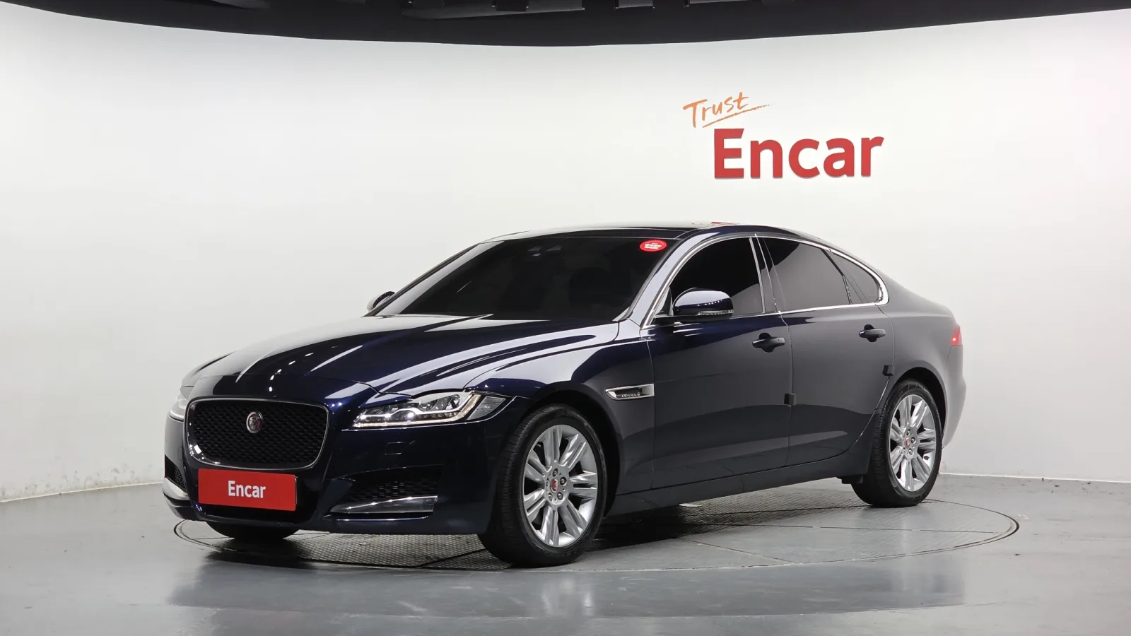 2018 Jaguar XF