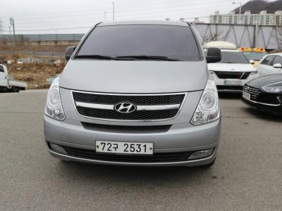 2016 Hyundai Starex