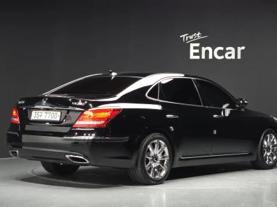 2012 Hyundai Equus