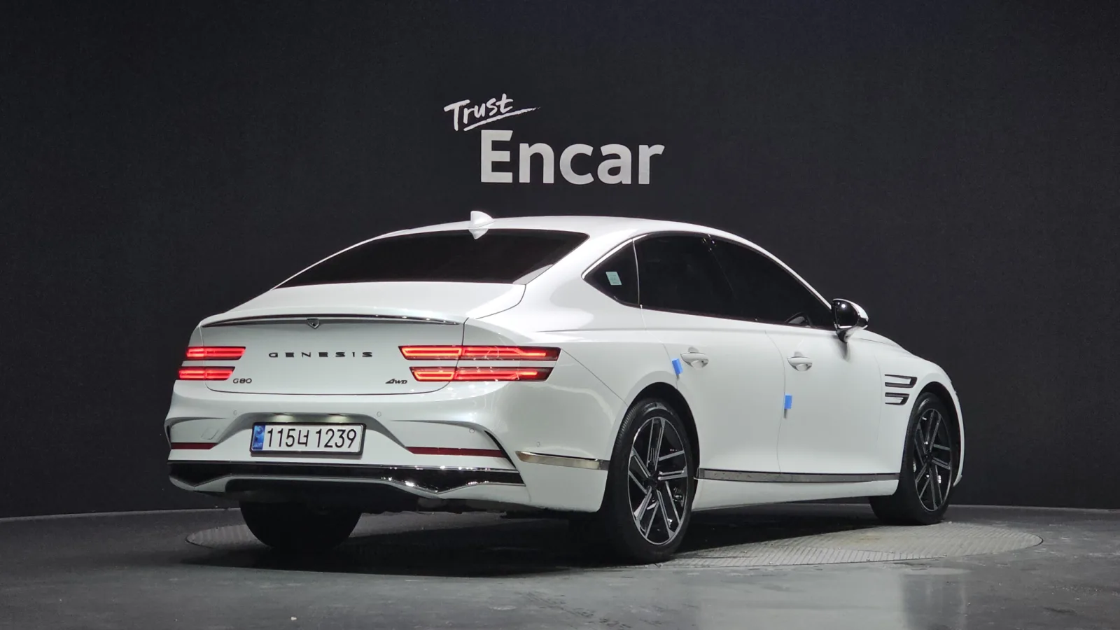 2025 Genesis G80