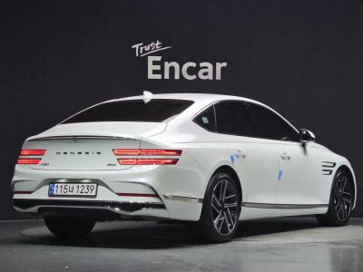 2025 Genesis G80