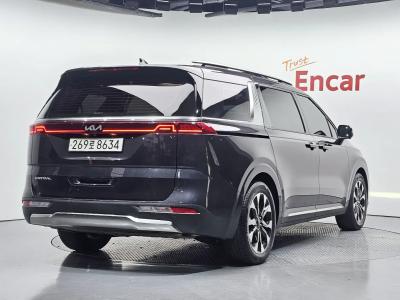 2023 Kia Carnival
