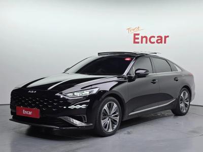 2022 Kia K8