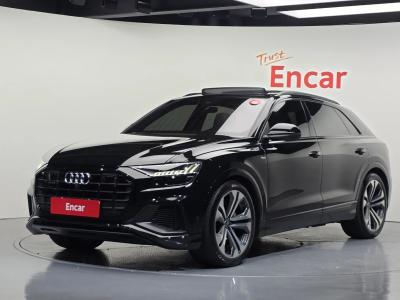 2023 Audi Q8
