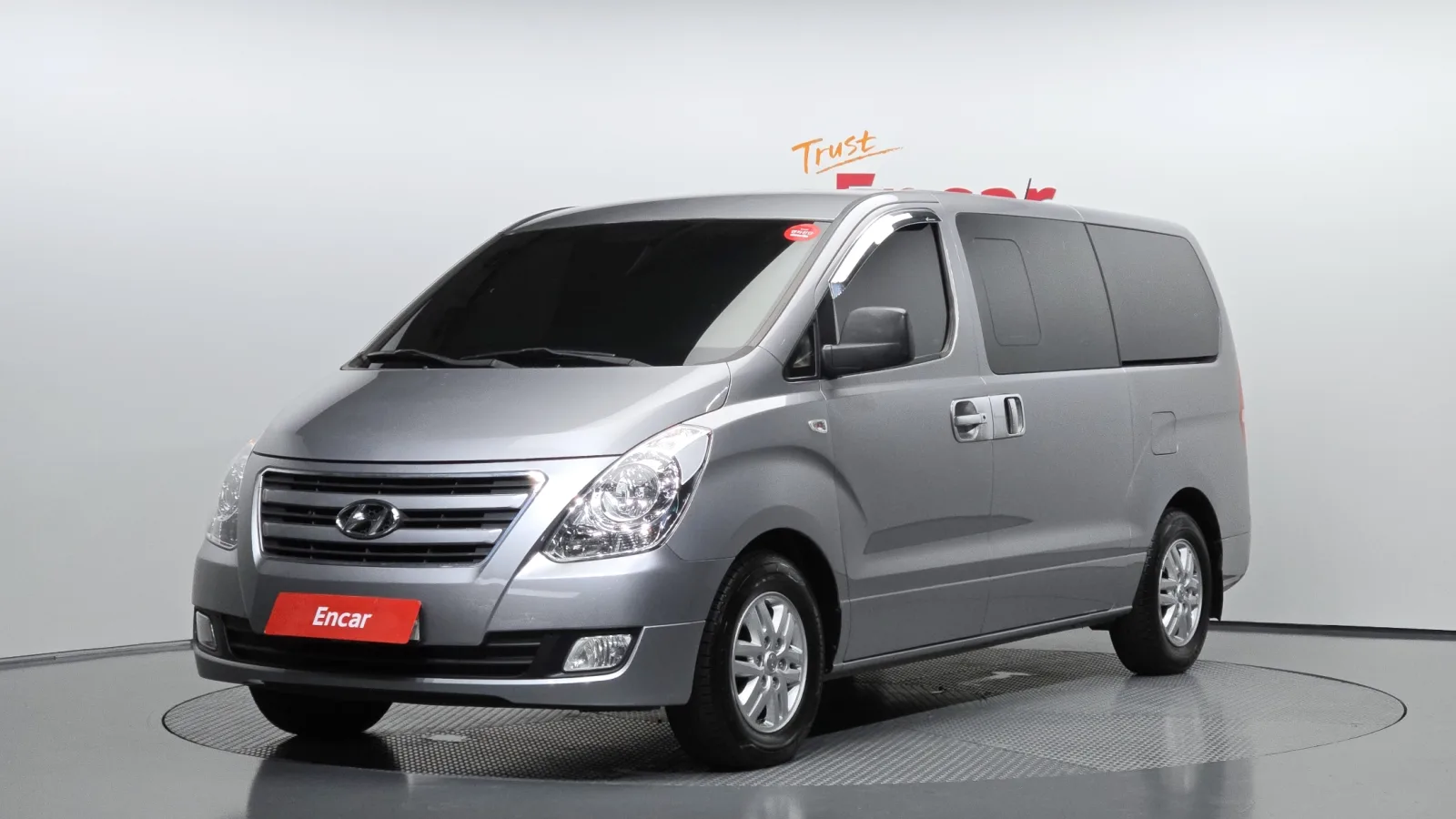 2016 Hyundai Starex