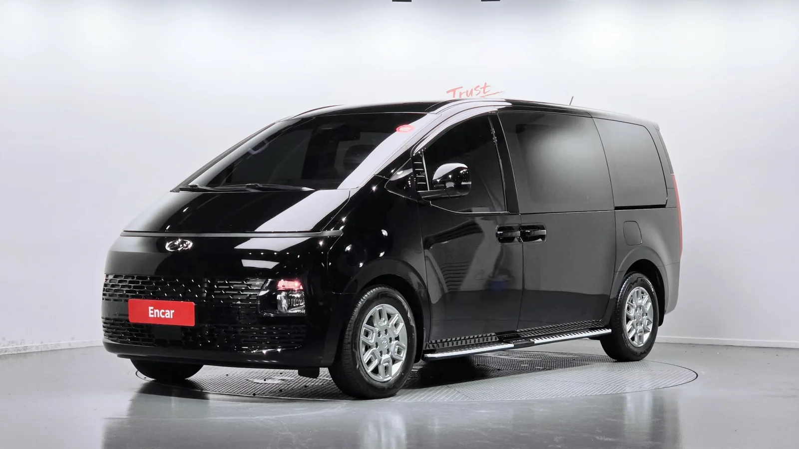 2023 Hyundai Staria
