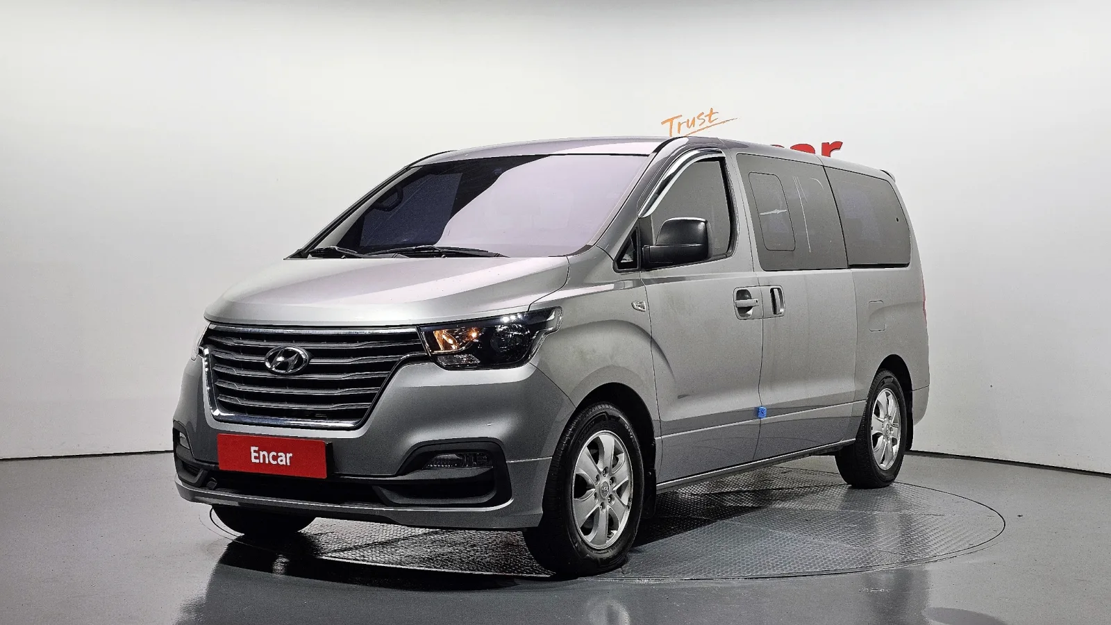 2019 Hyundai Starex