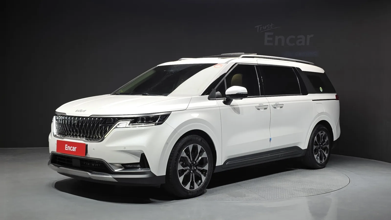 2023 Kia Carnival