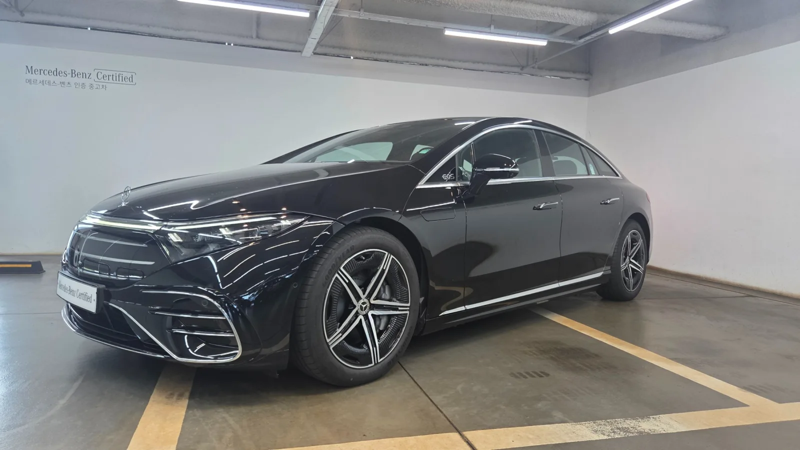 2025 Mercedes-Benz EQS