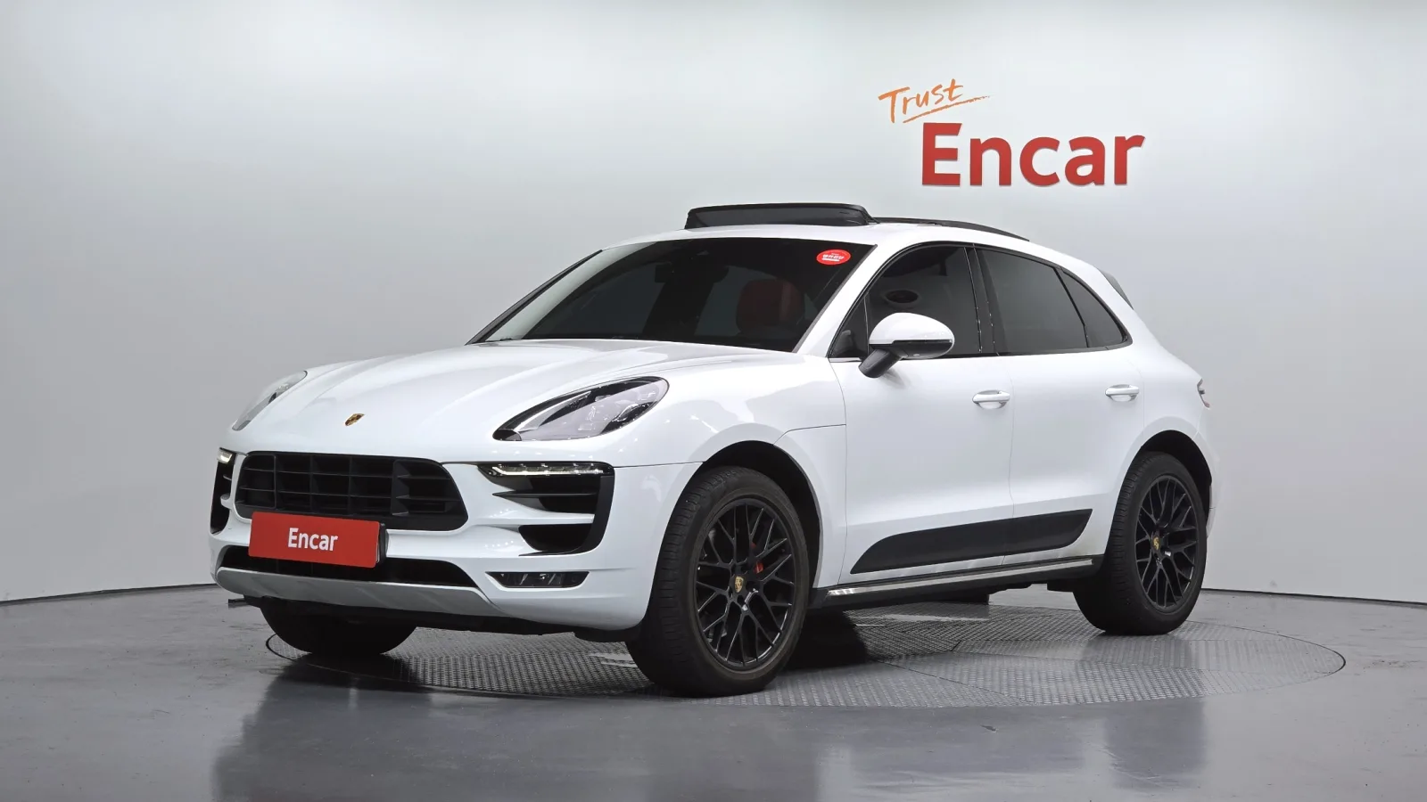 2017 Porsche Macan