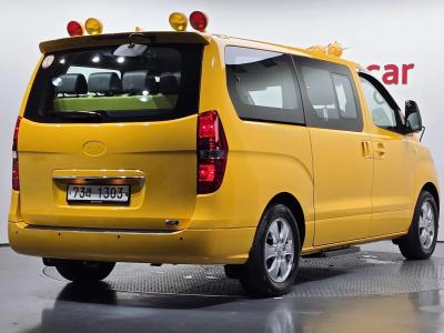 2021 Hyundai Starex
