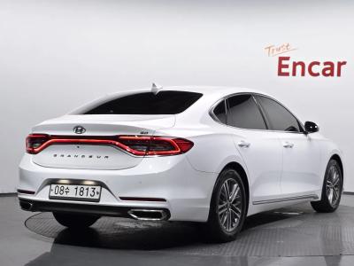 2019 Hyundai Grandeur