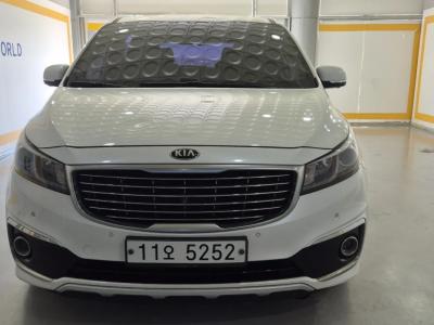 2016 Kia Carnival