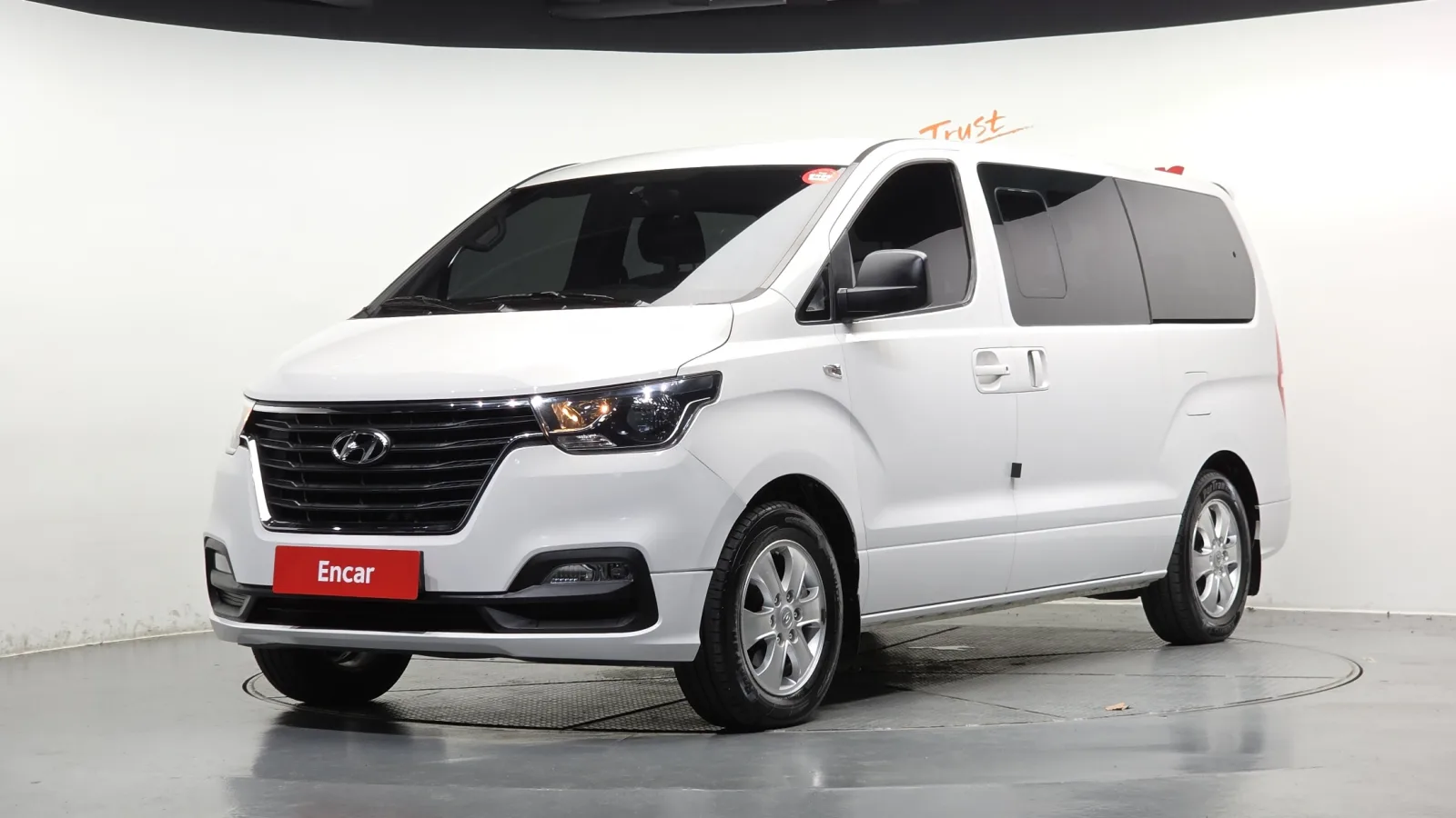 2020 Hyundai Starex