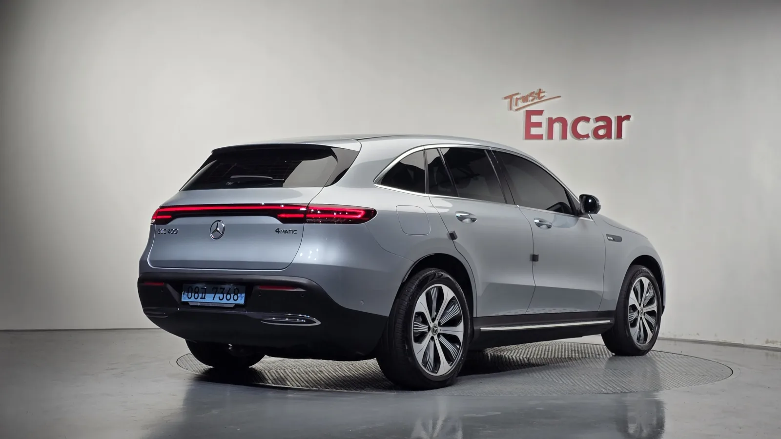 2020 Mercedes-Benz EQC