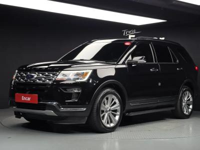 2019 Ford Explorer