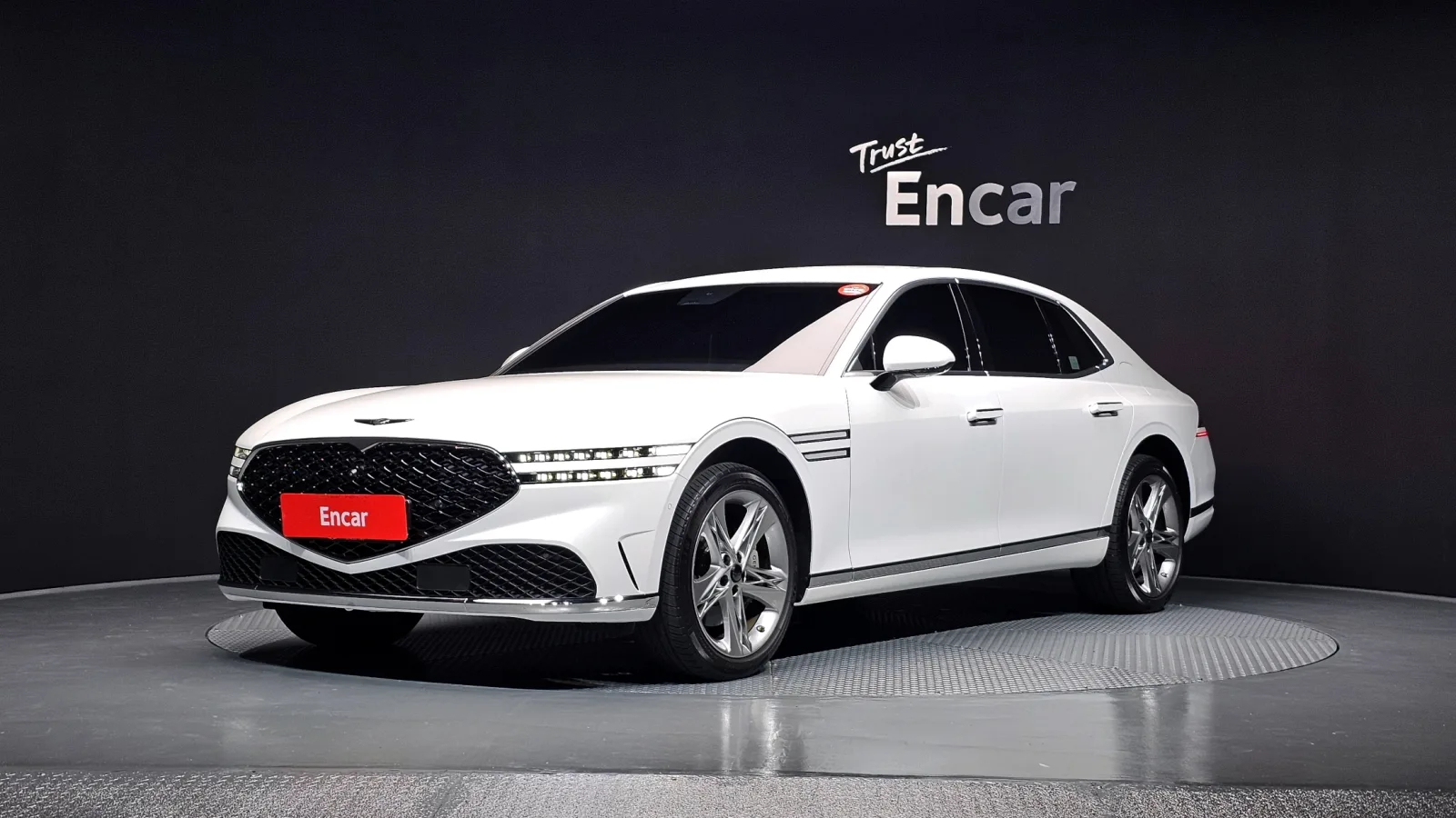 2022 Genesis G90