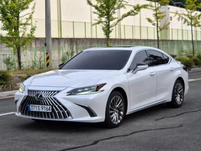2026 Lexus ES
