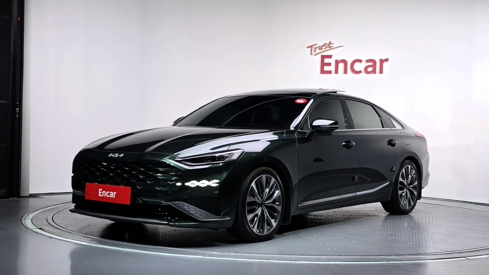 2022 Kia K8