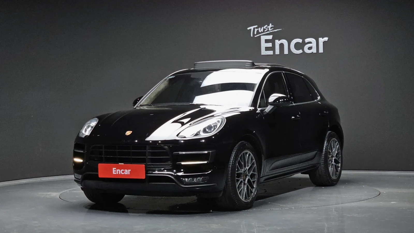 2015 Porsche Macan